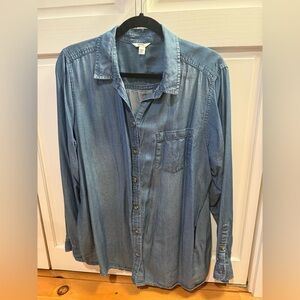 Sonoma Medium Wash Blue chambray Button Down Shirt